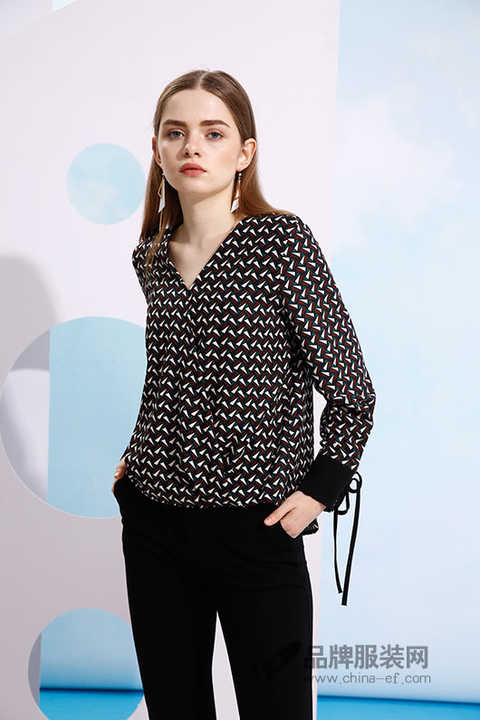 Dark floral is very old-fashioned? Oumiti Omi åªž teach you to take this way