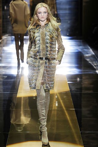 T-Show New Trends, New Understanding of Fashion (Figure 2)