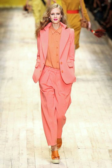 Colorful fashion pants 2011 fashion new trend (Figure 1) 五彩时装裤 2011æµè¡Œæ–°é£Žå°š(图1)