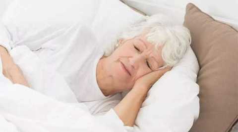 How long should the old man sleep in order to live longer!