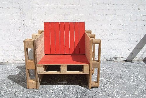 Creative design gives the furniture a "patch"