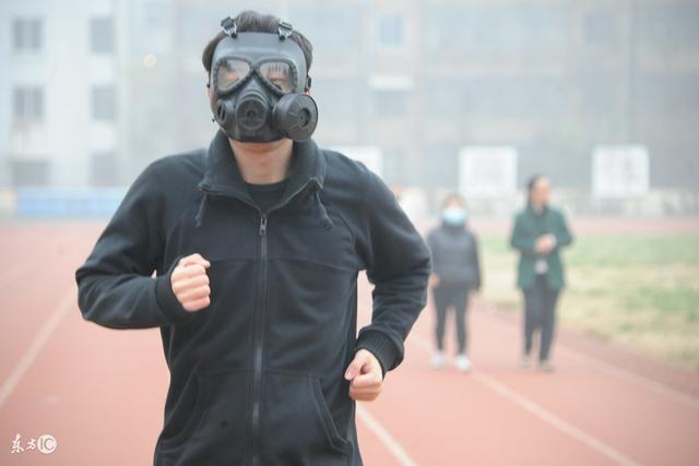 Can you wear a gas mask? What are the common misconceptions?