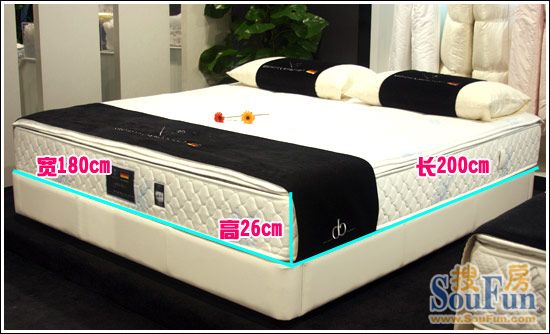 ç¾Žæ¢¦æ€å“¥è¾¾åž‹åºŠåž«åŠ ä¸Šèˆ’é€‚åž«ï¼Œæ€»é«˜åº¦ä¸º26åŽ˜ç±³ï¼Œå…¶ä¸­èˆ’é€‚åž«ä»¥æ‹‰é“¾å½¢å¼ä¸Žæ°§æ°”æ£‰åºŠåž«è¿žåœ¨ä¸€èµ·ï¼Œæ‹†å¸éžå¸¸æ–¹ä¾¿è‡ªç”±ã€‚æ¯ä¸€æ¬¾åºŠåž«éƒ½æœ‰ç€ä¸€æ ·æ–¹æ­£çš„è„¸ï¼Œé‚£äº›èŠ±çº¹å’Œè£…é¥°ä¹Ÿè¿›ä¸äº†æˆ‘ä»¬ç¡çœ çš„ç©ºé—´é‡Œã€‚ä¸€å¼ åºŠåž«æœ€æ ¹æœ¬çš„è¿˜æ˜¯å®ƒä¸ºç¡çœ å¸¦æ¥çš„èˆ’é€‚ã€‚