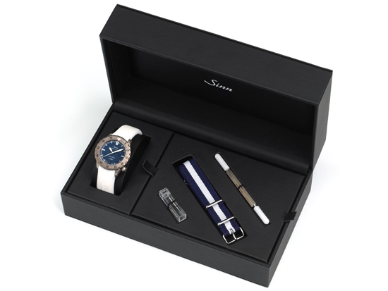 Sinn U200B navy blue limited edition annual table back