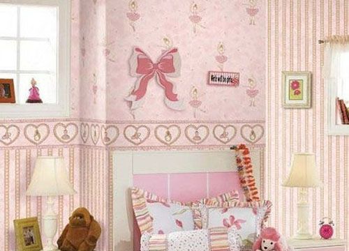 This is a super pink wallpaper, with the pink tone of the princess room, it is really the end of the pink