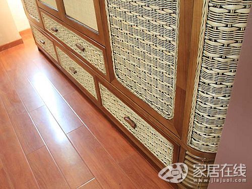 Fujiwang House Vertical and Horizontal Spring and Autumn Series Qu Yunliufang Four-door Wardrobe Picture