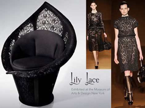 Black lace, the kind of tenderness and greenness that took off the white lace, gives a solemn and serious feeling. And look at this black lace chair, it looks very noble at first glance.