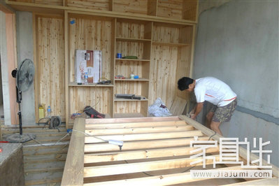 Which woodworking furniture is more cost-effective and safer than finished furniture? 2.jpg