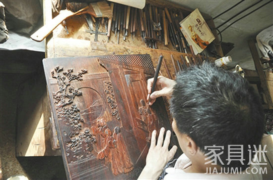 Red sandalwood Interpretation of the historical origins and cultural heritage behind the "Three Great Gong Mu" 2_1