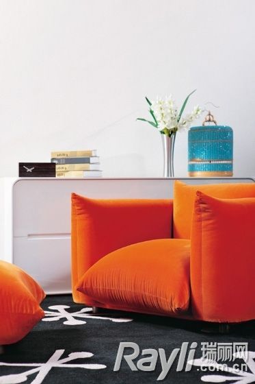 Acf inflatable orange single sofa is full of elasticity in every part