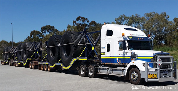 Special car! Two high tires can actually transport 12