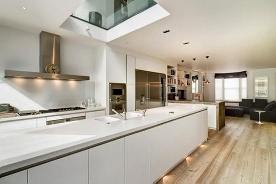 Historical and modern style Victorian home renovation