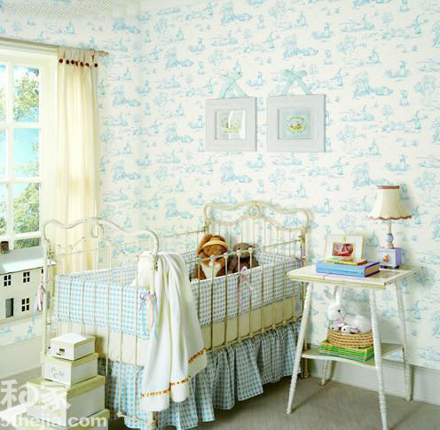 Children are not difficult to raise! Hot mom dad loves baby room