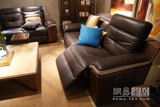 Mixture of Guangzhou Furniture Exhibition Trends: When the solid wood meets other materials