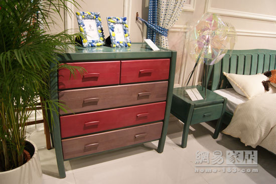The color of Guangzhou furniture exhibition trend: "Makeup" furniture is amazing