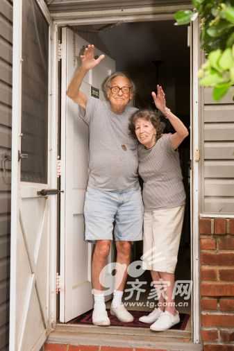 The door is related to wealth, the door is feng shui, and the house is turned into a cornucopia.