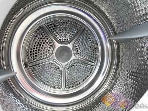 The inside of the washing machine must be cleaned 500 times more dirty than the toilet.