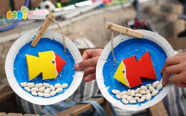 Creative children's handmade, go fishing together