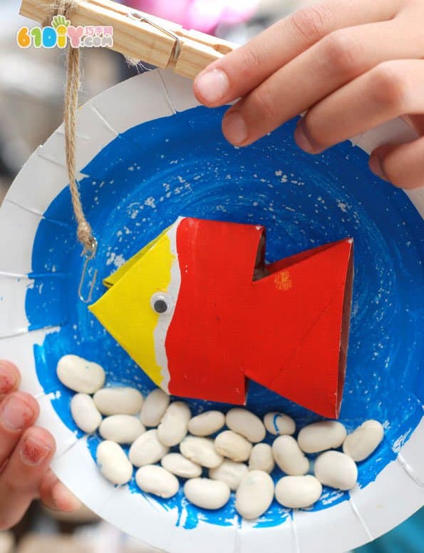 Creative children's handmade, go fishing together