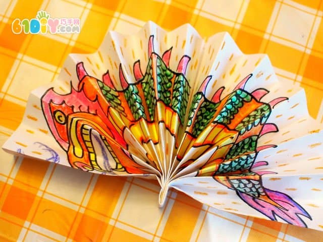 Children's handmade Chinese New Year decoration fan