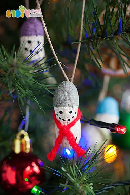 Peanut handmade small snowman ornaments