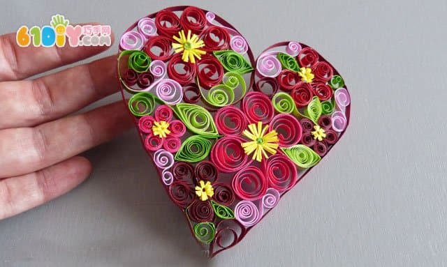 Yan paper handmade tutorial: love flower greeting card