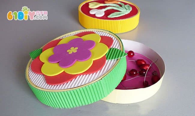 Candy box waste making jewelry box