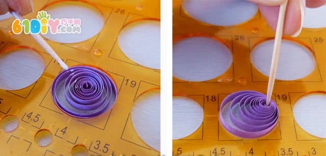 Teach you to make beautiful paper snowflakes