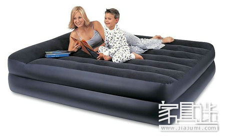 Inflatable mattress.jpg