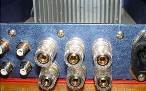 Make the best use of DIY amplifier with LM1875 and cookie box