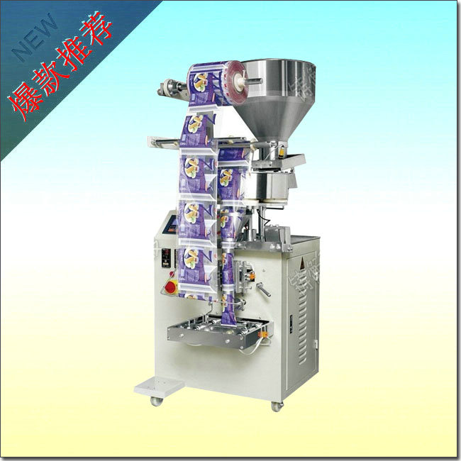 Automatic granule packing machine