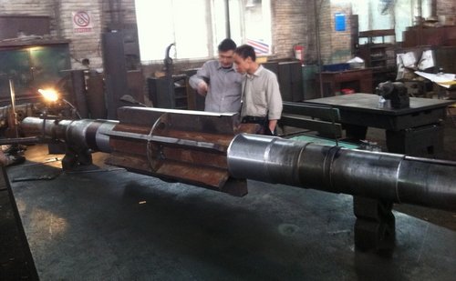 'Chongqing Motor Repair Factory replaced the rotor shaft of the three-meter four-high high-voltage motor