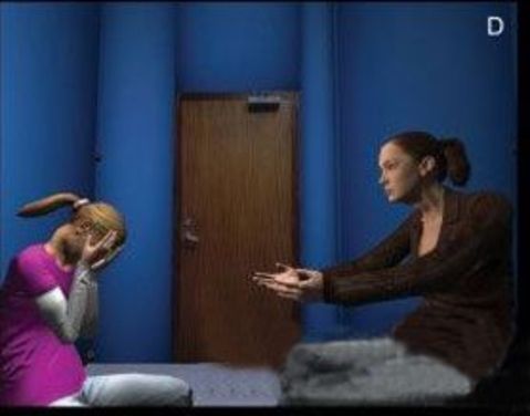 It is understood that the medical department first used VR technology to treat social phobia. In a social scenario designed for the patient, by observing the patient's response, the psychologist in the background can choose to increase or decrease the treatment level instantly.