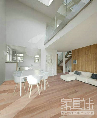 Iconic Kronen pecan three-layer solid wood flooring