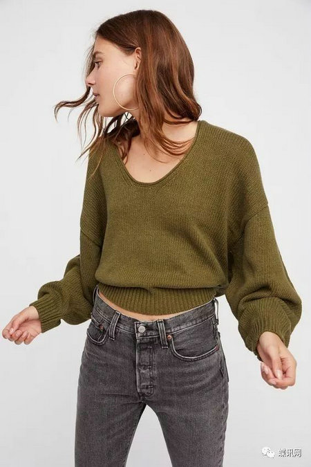 å•å“è¶‹åŠ¿ | ä¸€è½¬å‡‰ å¥³ç”Ÿéƒ½çŠ¯æ„è¯¥é€‰å“ªäº›é’ˆç»‡è¡«æ¬¾(å›¾4)