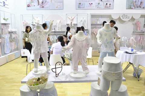 å“å„¿æ¸…æ–°äº®ç›¸2017CBME 17å¹´çš„å“è´¨åšå®ˆæ‰“é€ â€œå¥½é¢æ–™+å¥½å†…è¡£â€