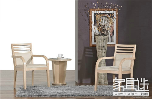 General structure and standard of the chair: front foot