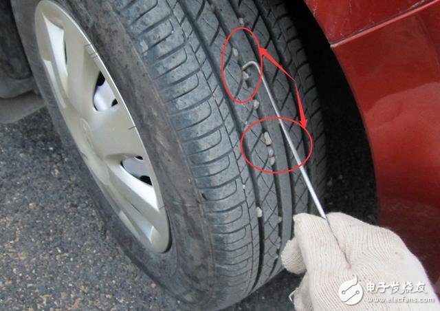 On car safety and maintenance: Do you want to get rid of small stones in the cracks?