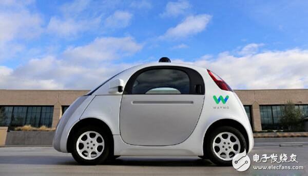 Google may launch "robot taxi" service in 2017