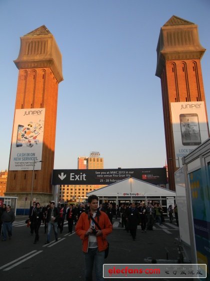 Breaking down the top ten trends of MWC2012: large-screen multi-core mobile devices become the trend