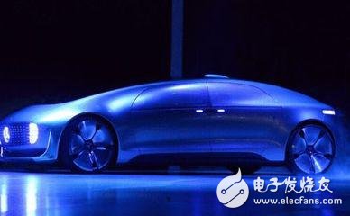 Mercedes-Benz at CES 2015: Run, smart car!
