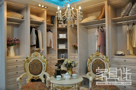 Non-standard custom closet.jpg