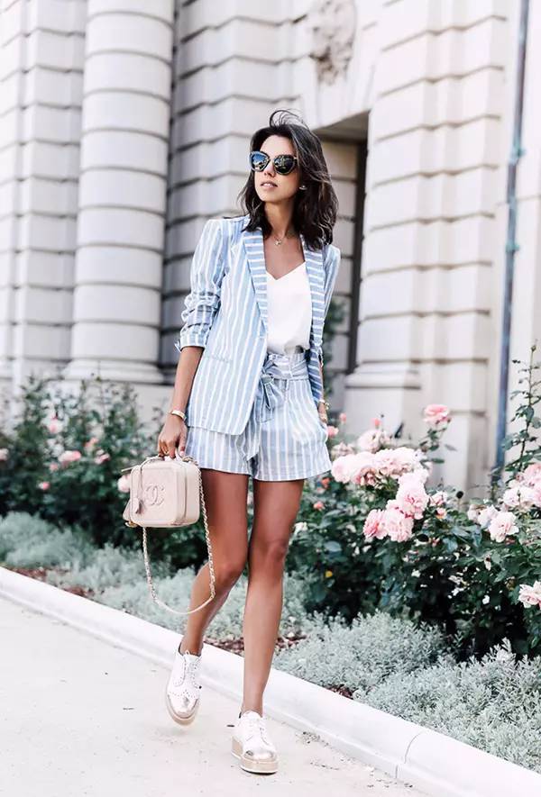 In addition to wearing denim shorts in the summer, in fact, you have these options