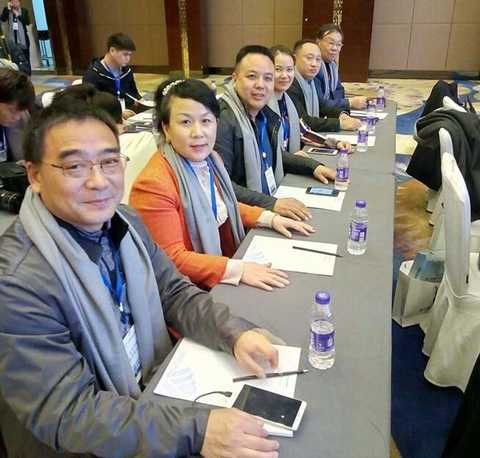 Chairman Liu attended the lock industry association at the Ning exchange meeting