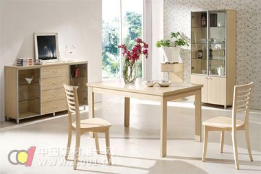 The panel market is fiercely competitive, and the furniture industry may face a reshuffle