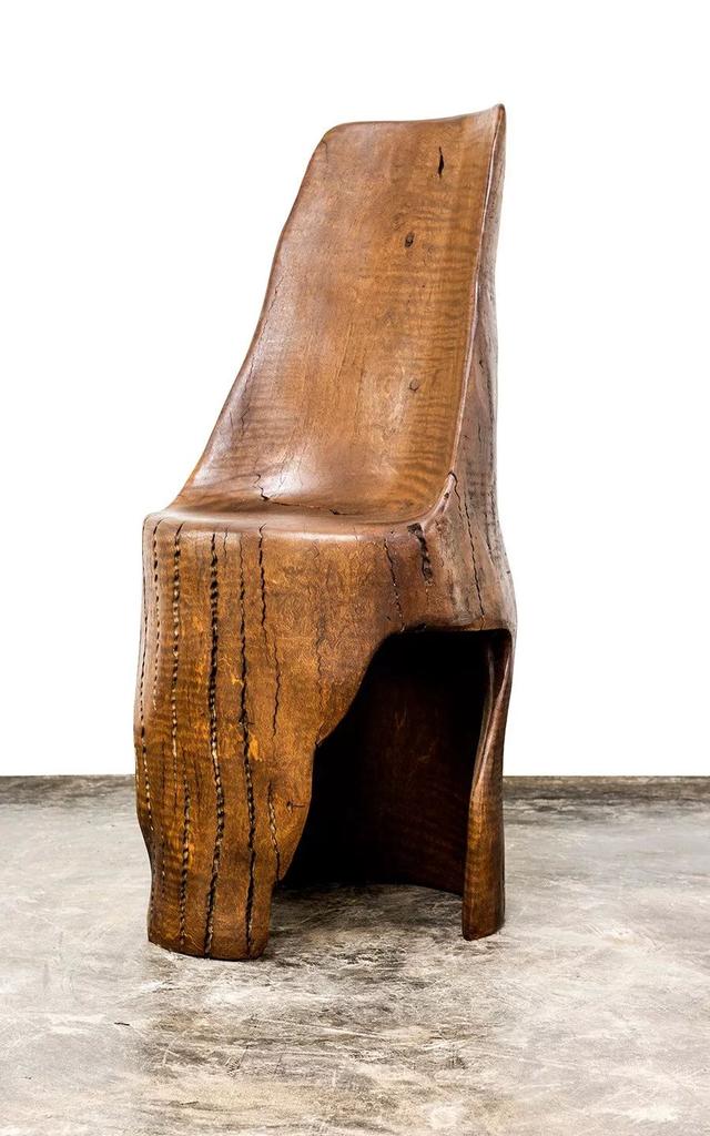 He used discarded wood to make the most beautiful furniture