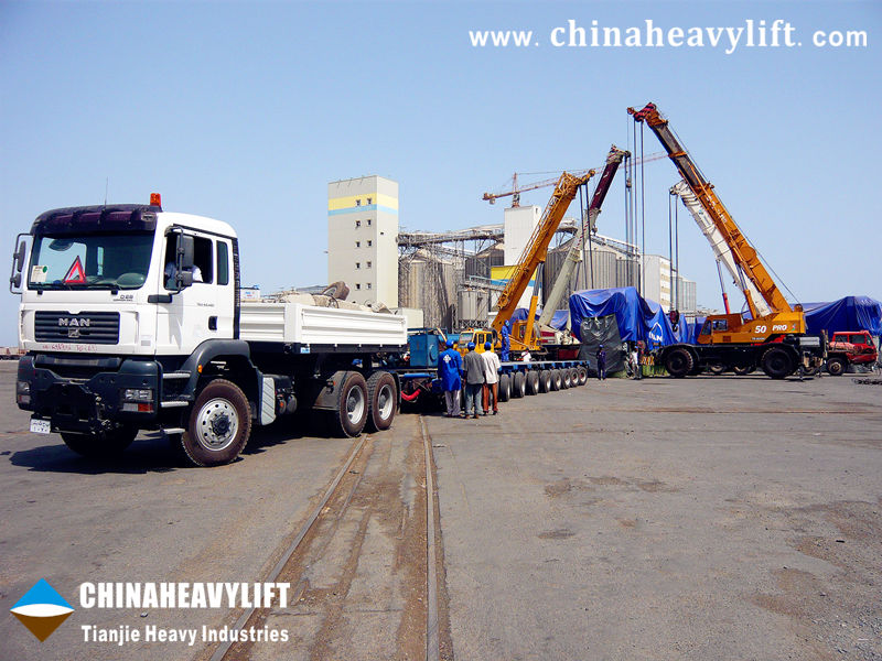 Tough mission accomplished by two CHINAHEAVYLIFT-Tianjie Heavy Industries Modular Trailers in Sudan3
