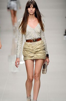 Trend of fashion people TIPS spring and summer trends (Figure 9) æ—¶å°šè¾¾äººé€Ÿæˆæ³•则 æ˜¥å¤æ½®æµTIPS (图9)