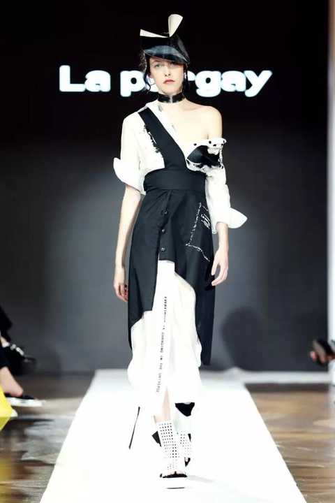 Stunning | black and white big show debut in Milan, call for oriental fashion crazy