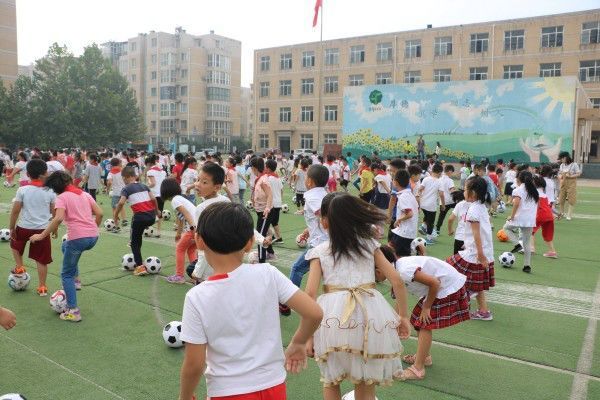 Featured football education takes root in Shijiazhuang Shilipu Primary School